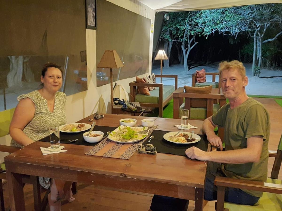 Yala Hotel Lion -Air Conditioned High Luxury Safari Camp Buitenkant foto