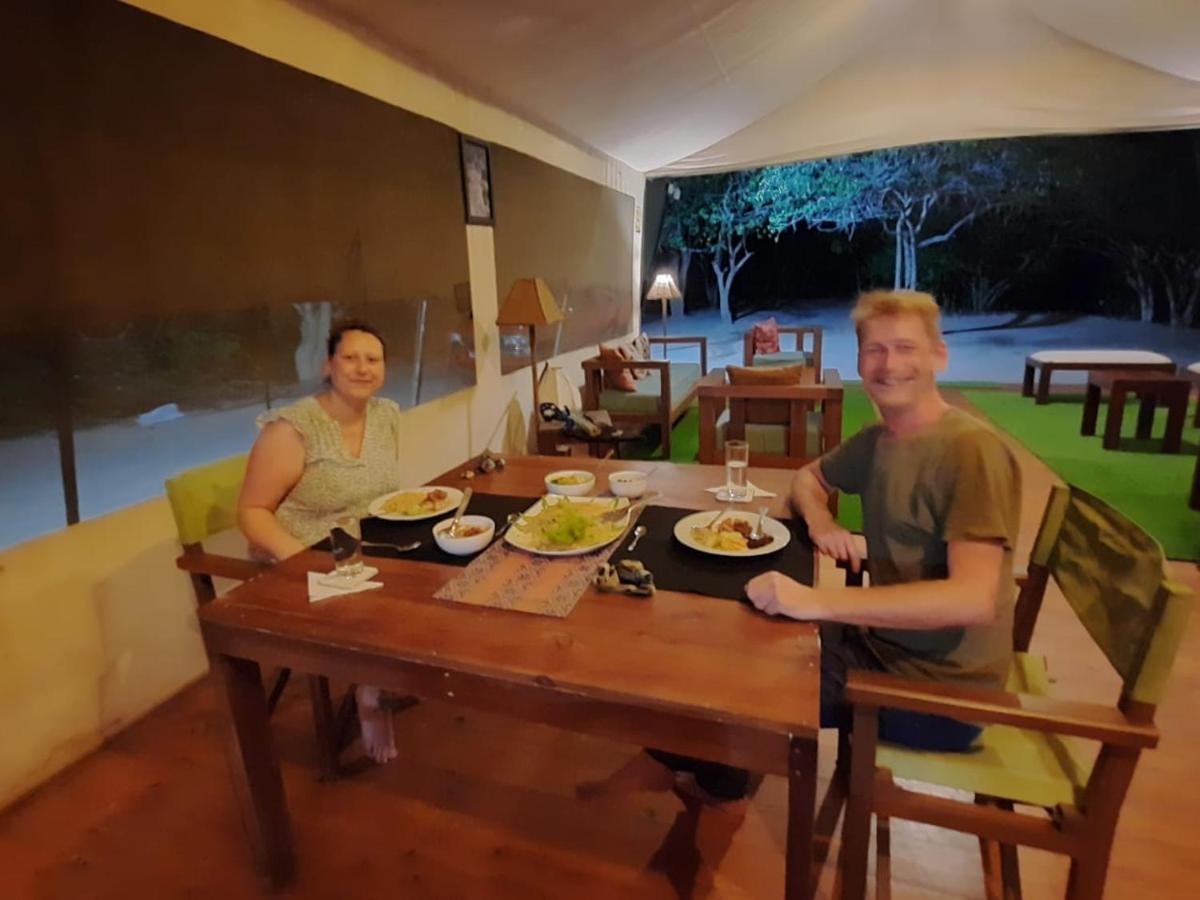 Yala Hotel Lion -Air Conditioned High Luxury Safari Camp Buitenkant foto