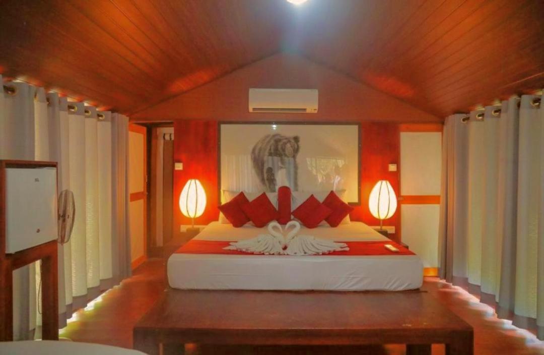 Yala Hotel Lion -Air Conditioned High Luxury Safari Camp Buitenkant foto